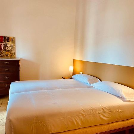 Apartaments Can Gibert 카스테요 뎀푸리에스 외부 사진