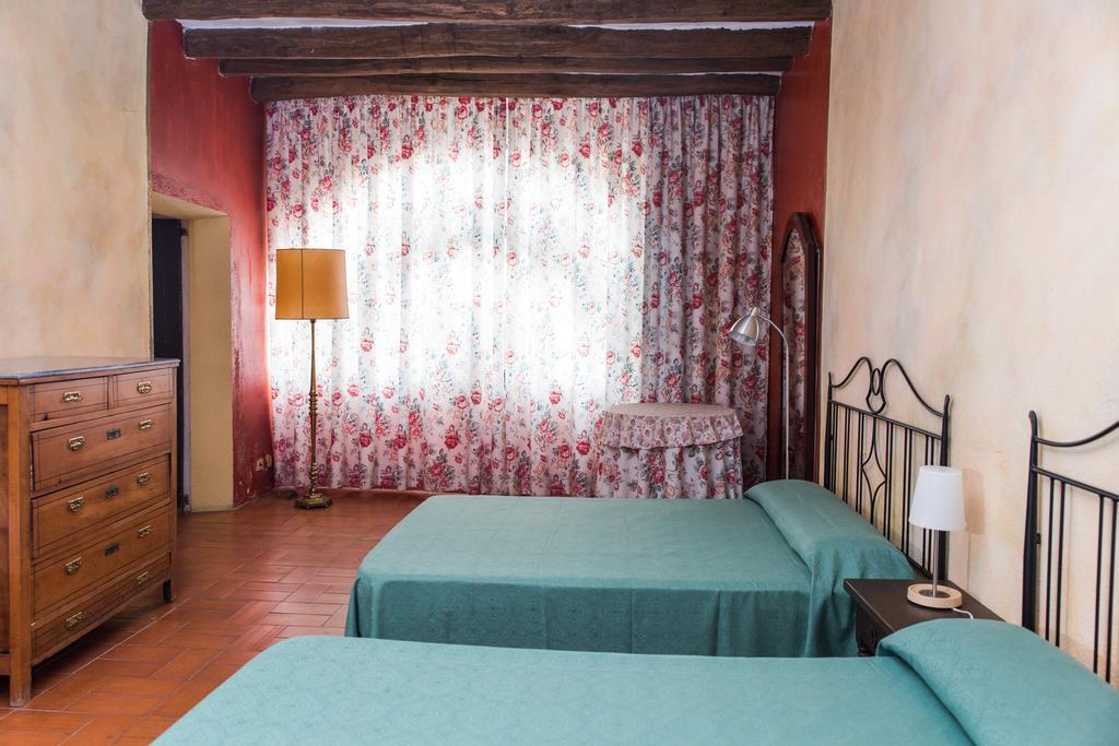 Apartaments Can Gibert 카스테요 뎀푸리에스 외부 사진