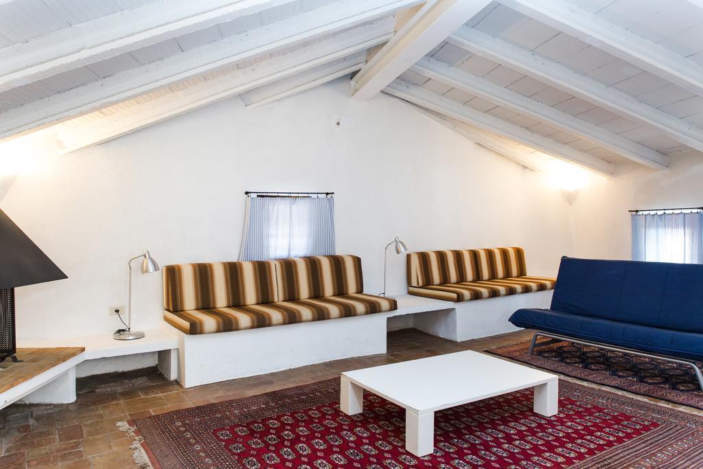 Apartaments Can Gibert 카스테요 뎀푸리에스 외부 사진